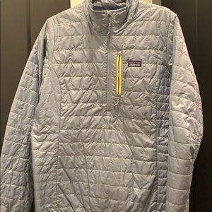 Patagonia quarter zip puffer jacket size L